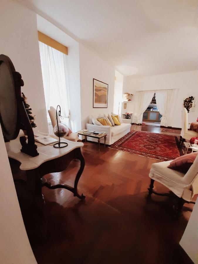 Casa Vacanze Pizzofalcone 41B Неаполь Экстерьер фото
